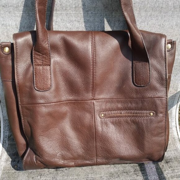 B Makowsky Chocolate Mocha Brown Leather Messenger Style Shoulder Bag - Picture 13 of 16